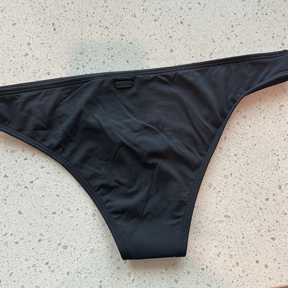 Roxy bikini bottom - Picture 2 of 7